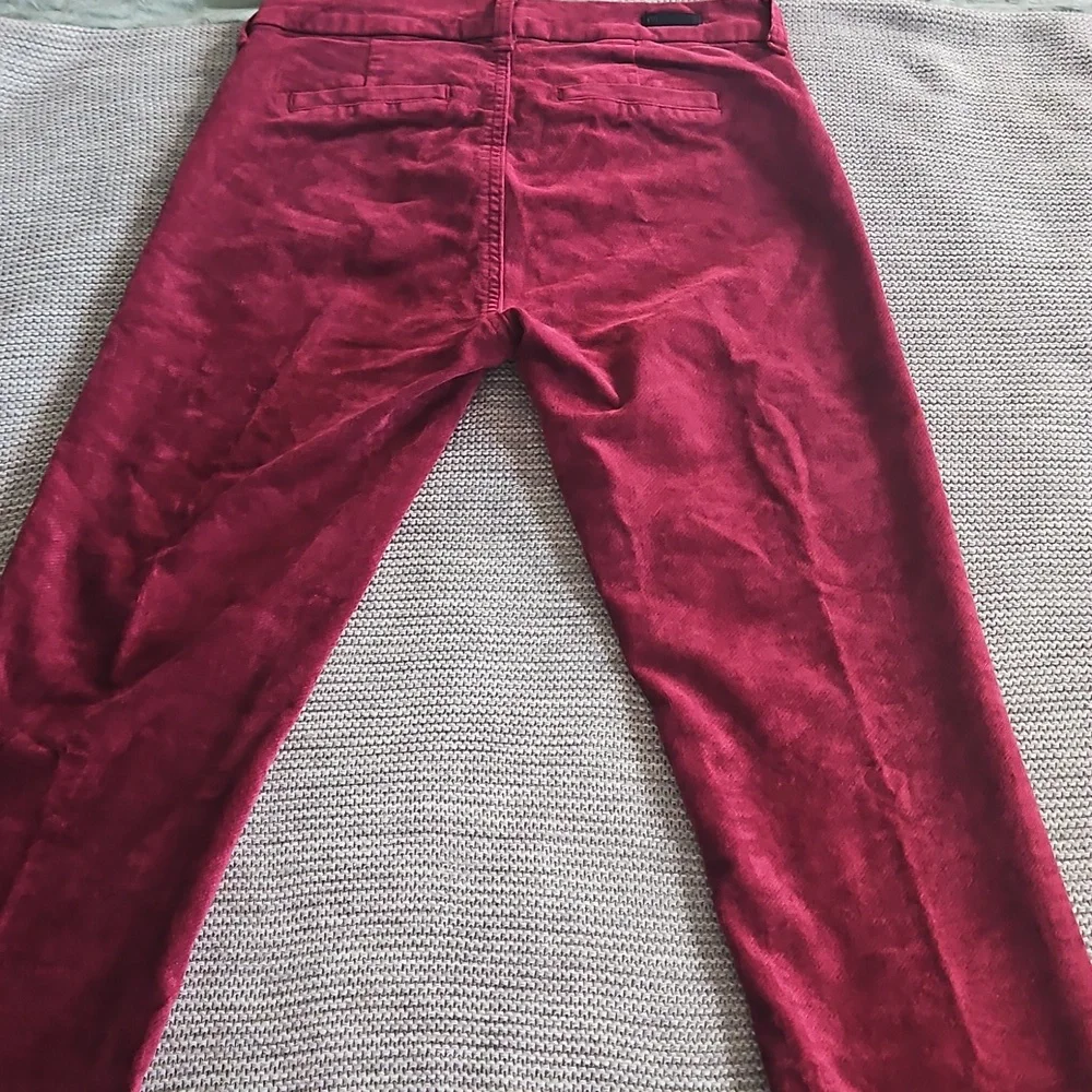 Kut from the Kloth - Women's Wine Colored Skinny Jeans - Size 4 - Picture 2 of 4